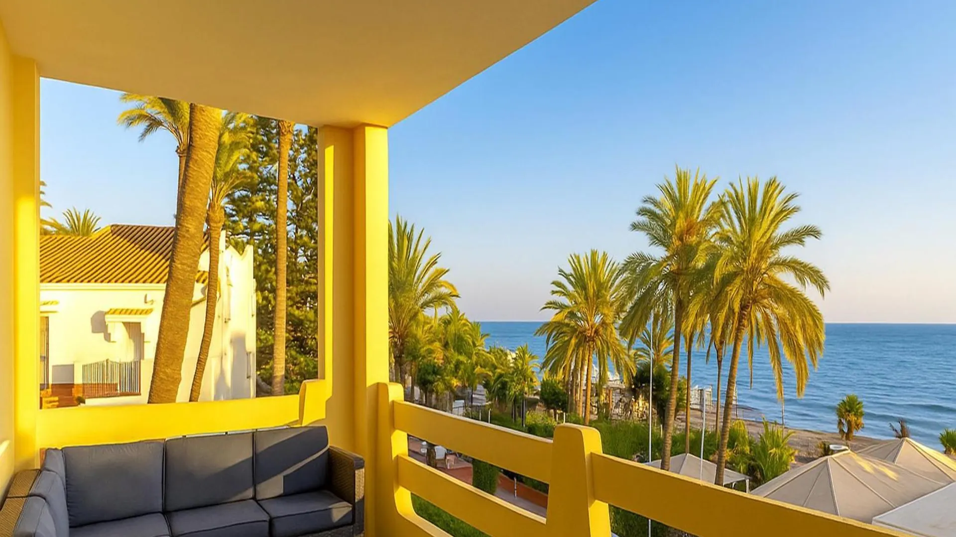 아파트 Vistamar Apartment-Beachfront 마르베야